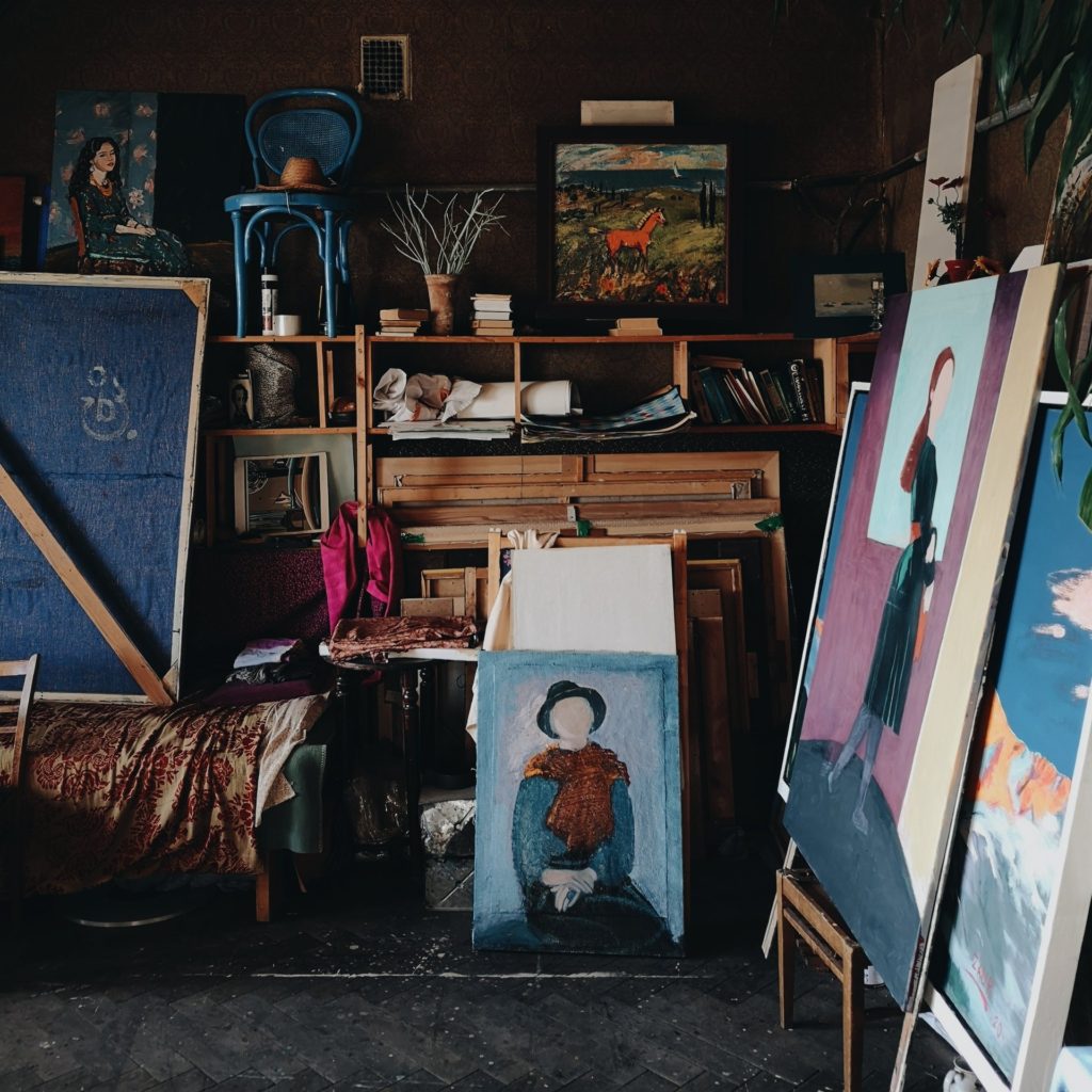 How to Store Paintings Like a Professional? Fine Art Adviser