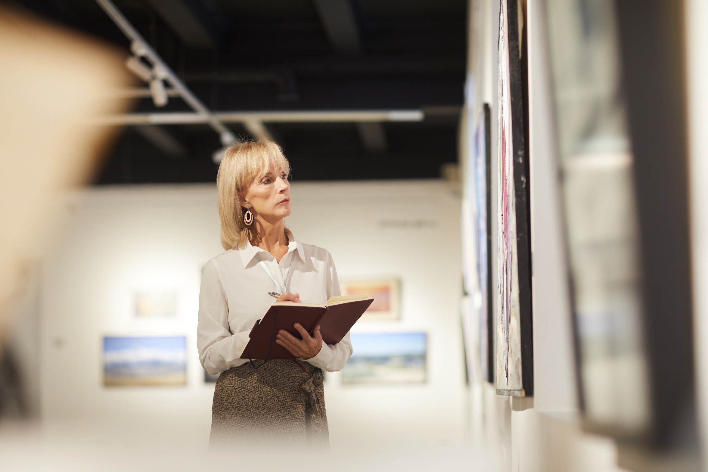 The Role of Art Authentication Experts in the Modern Art Market