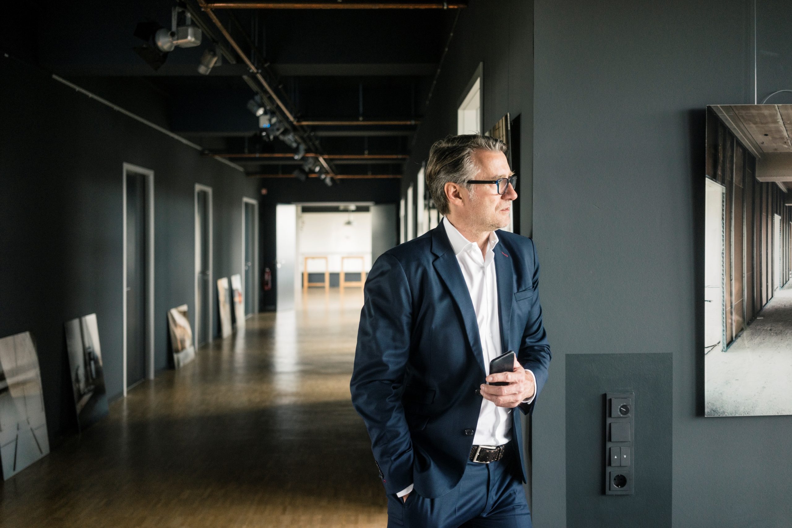 Tradition vs. Innovation in the Fine Art Adviser Profession